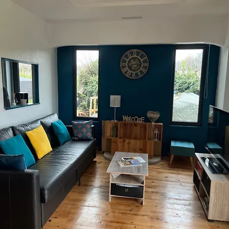 Aux Vignes D'arnaud بيت ضيافة